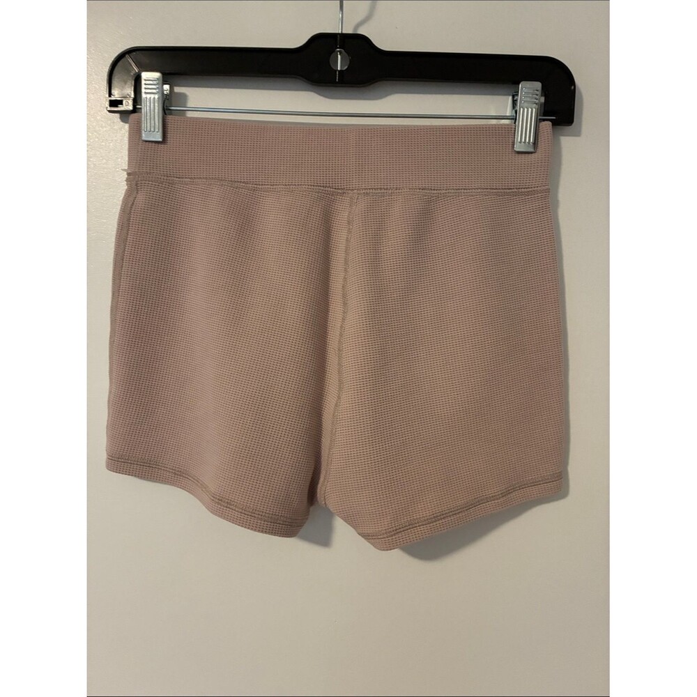 Alo Yoga Microwaffle Pleasant Boyshort Light Pink - Picture 7 of 9